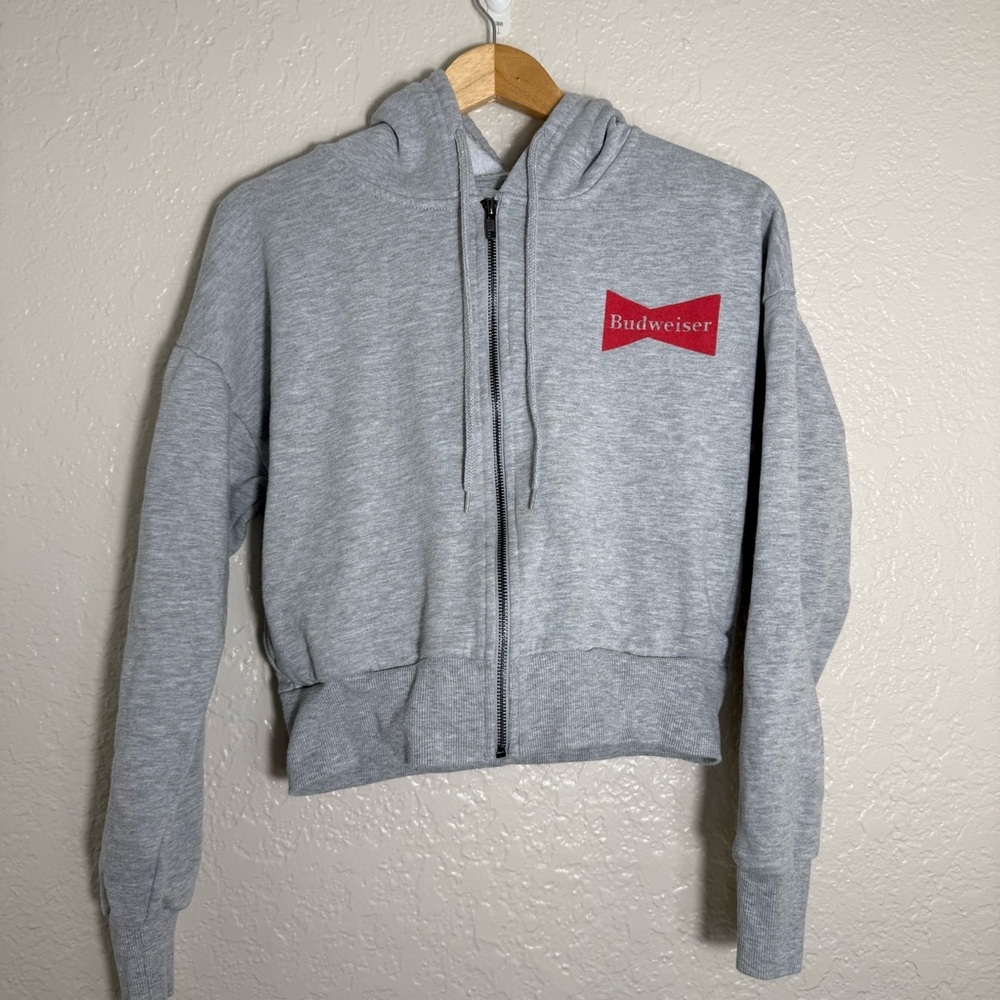 Budweiser Light Gray Cropped Hoodie with Red Logo Size Medium Retro VTG Inspired